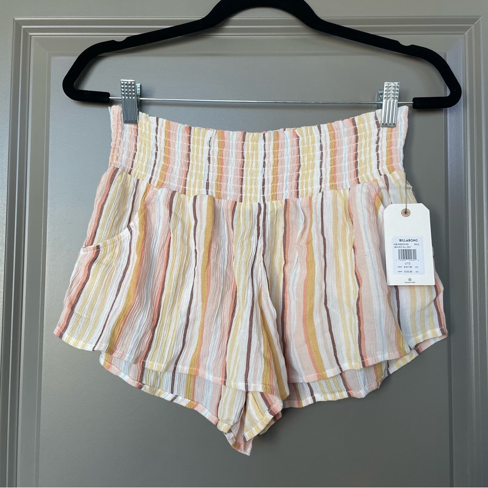 NWT billabong shorts
